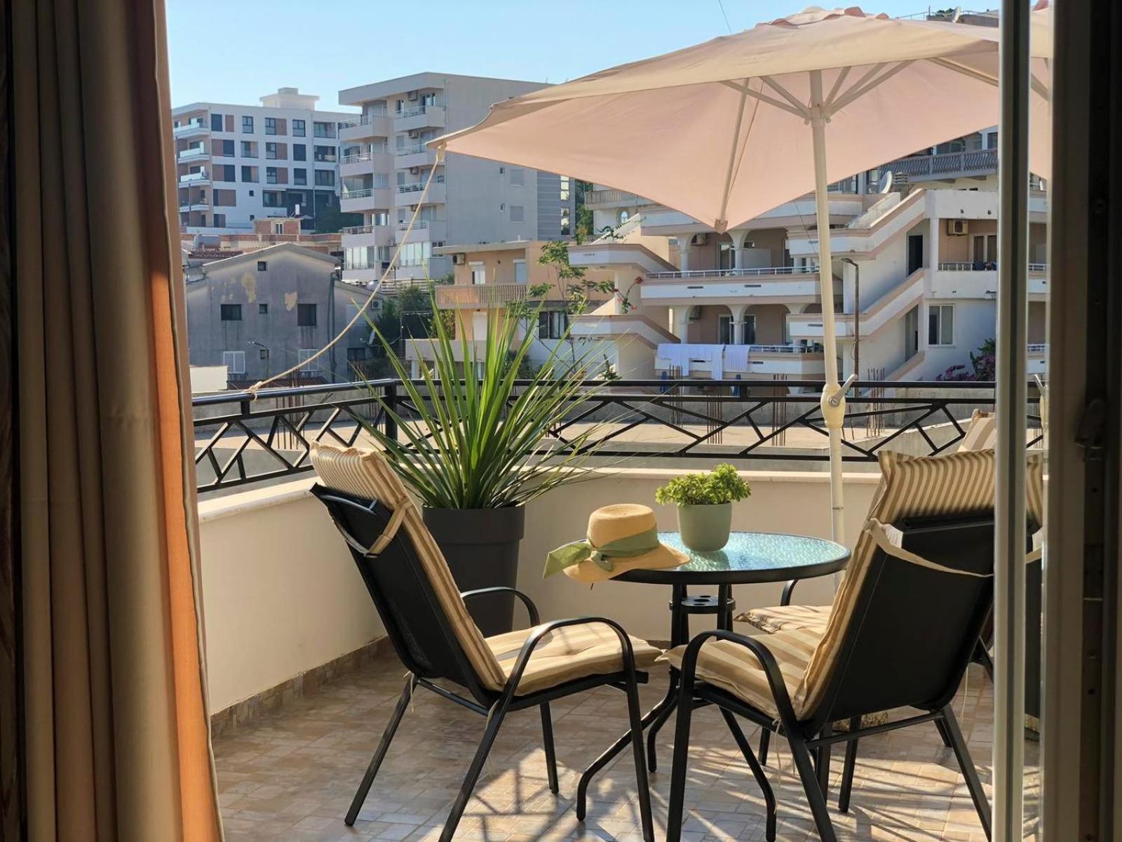 Apartments Lungo Mare Ulcinj Exterior photo